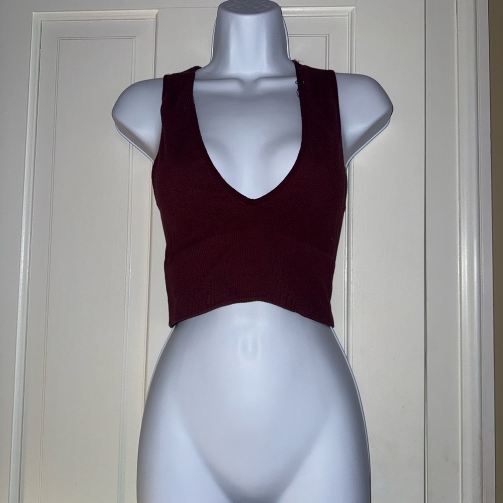 Women's Burgundy Sleeveless Top